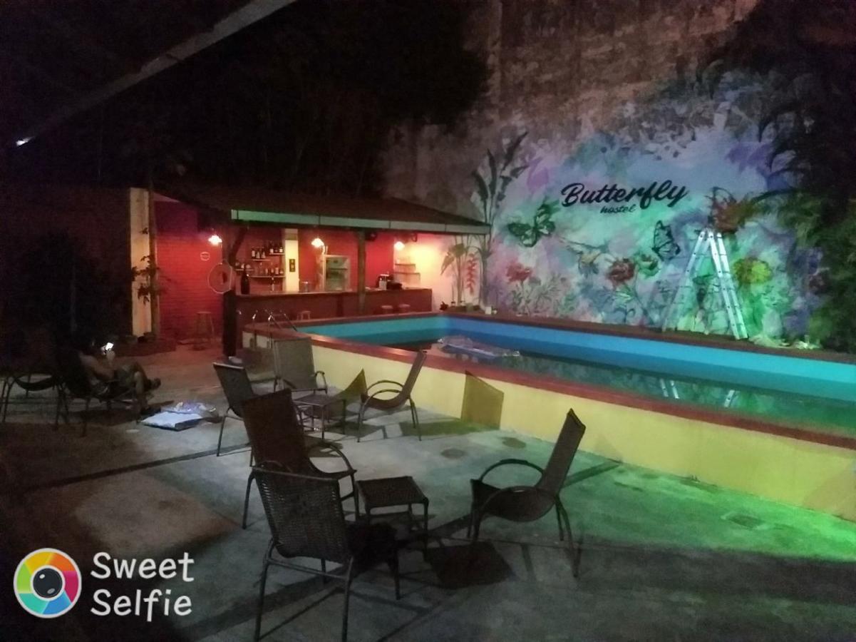 Butterfly Hostel Пуерто-Іґуасу Екстер'єр фото