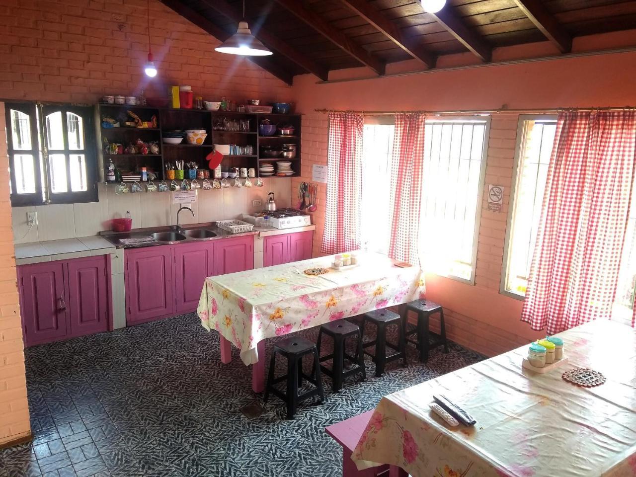 Butterfly Hostel Пуерто-Іґуасу Екстер'єр фото